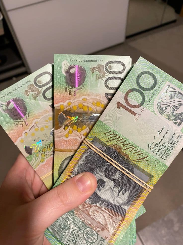 Buy Counterfeit AUD $100 Dollar Banknotes - Elite Replica Stacks - Realistic Prop Money